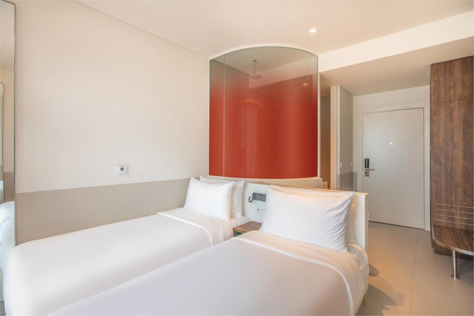 Wink Hotel Saigon Centre - 24Hrs Lifestyle Stay Ho Chi Minh City Bagian luar foto